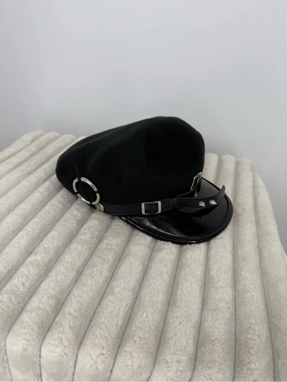 Punk Rave women’s Black Military-Style Wool Cap with Patent Visor